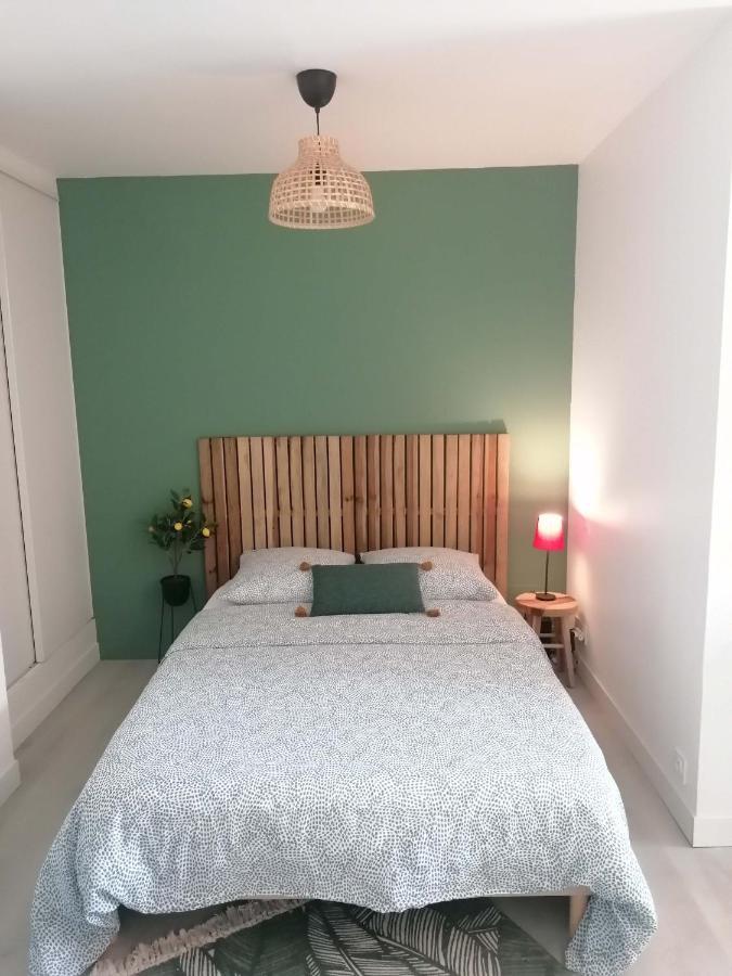 Le Studio Vert Climatise Situe 10 Min De Blaye Et De Sa Citadelle Lejlighed Eyrans-de Soudiac Eksteriør billede