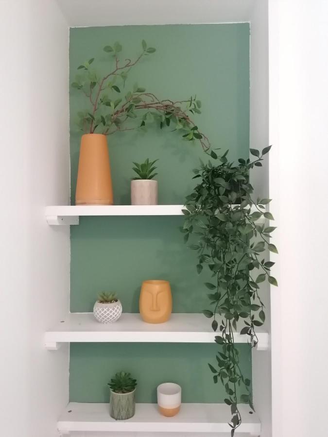 Le Studio Vert Climatise Situe 10 Min De Blaye Et De Sa Citadelle Lejlighed Eyrans-de Soudiac Eksteriør billede